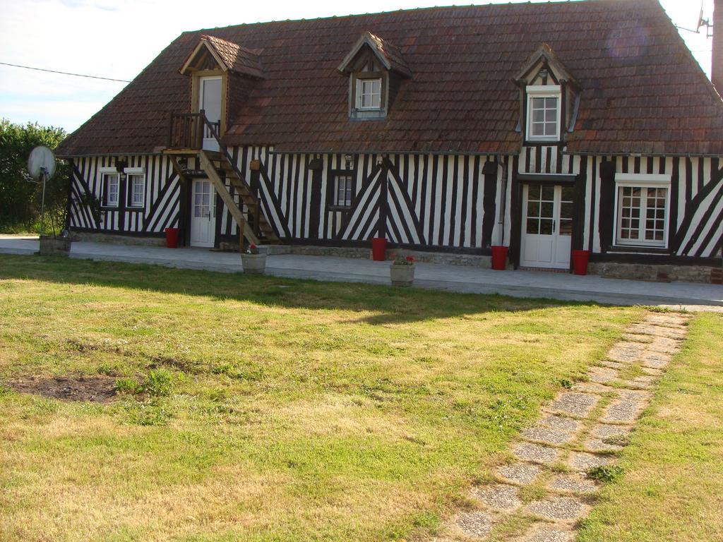 乐威克斯卡斯特尔住宿加早餐旅馆 Goustranville 外观 照片